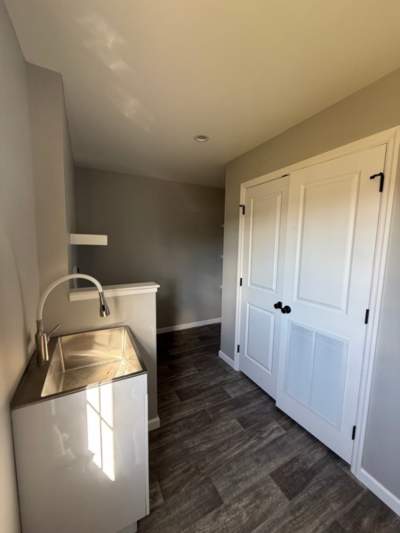 Langdon Washroom