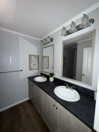 Willow Master Bathroom