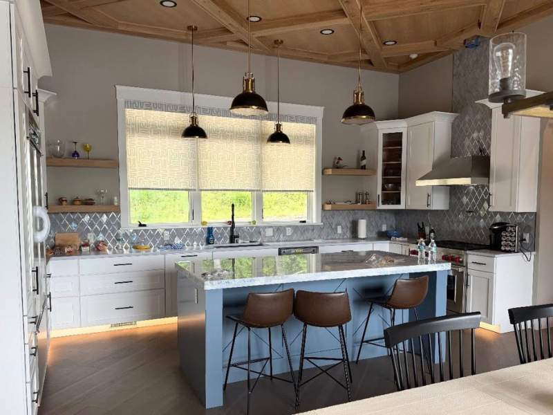 HD - Kitchen Day