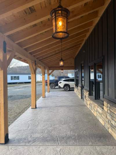 Middendorf Porch Right