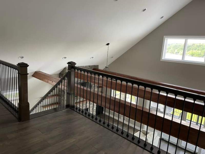 SA - Upstairs